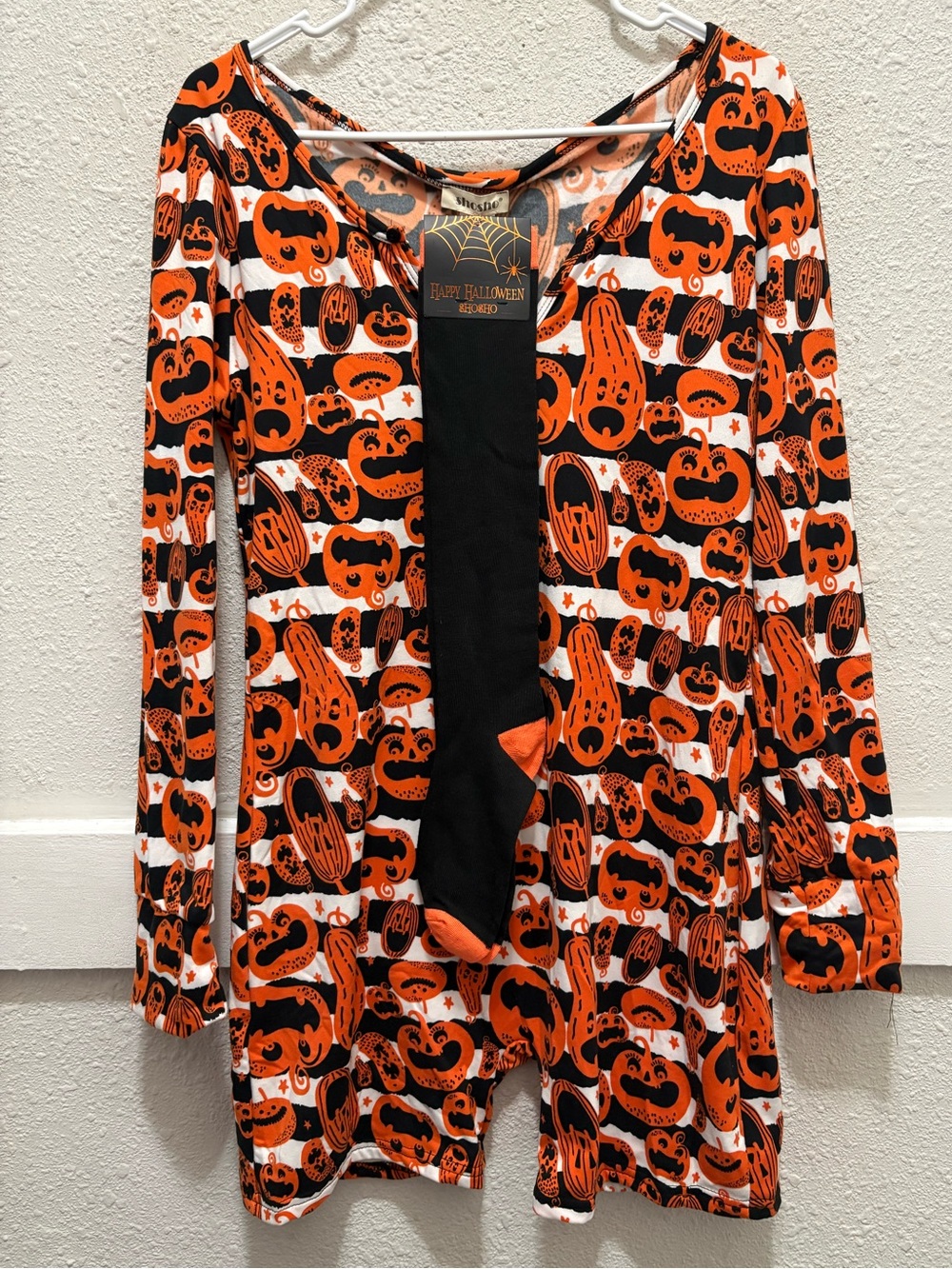 ShoSho Halloween Jack-O-Lantern Sleepwear Romper with Socks NEW XL